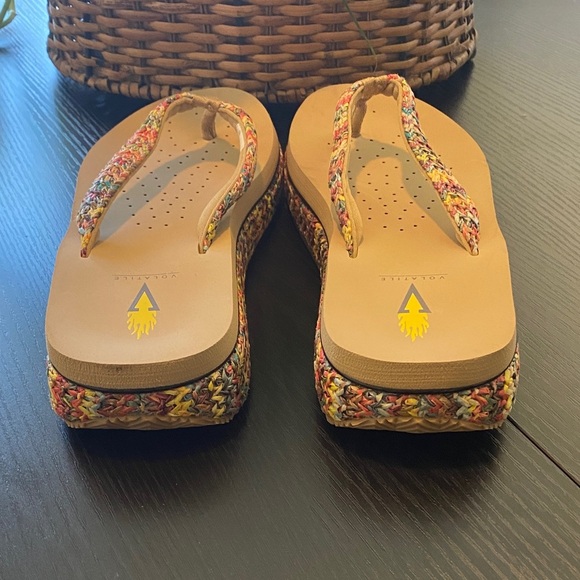 Volatile Women's Multicolor Sandals - Picture 3 of 5